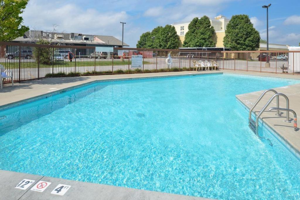 New Victorian Inn & Suites Omaha Eksteriør bilde